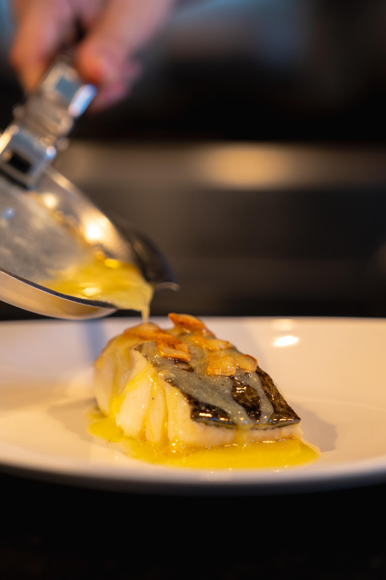 Bacalao salvaje braseado El Barquero